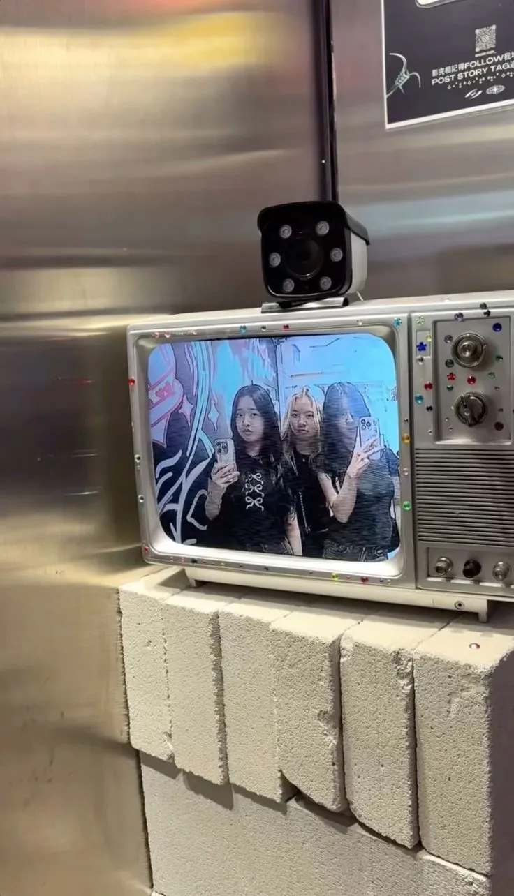 CRT photobooth party setup